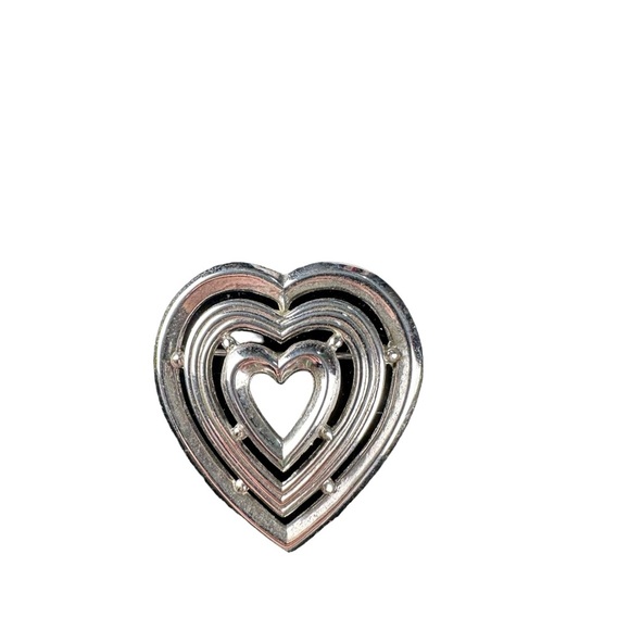 Vtg Signed Crown Trifari Silver Tone Metal Layered Triple Hearts Brooch Pin 2” - Picture 4 of 11